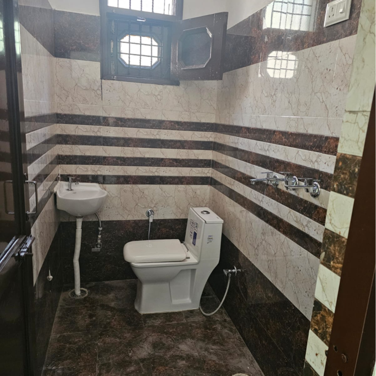 undefined, baltana 4 Bedroom 125 Sq.Yd. Independent House In Baltana Zirakpur 8715777