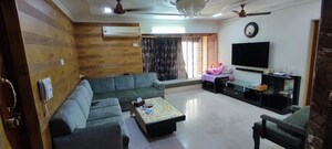 4 BHK Apartment For Sale in Dheeraj Gaurav Heights, Jogeshwari West