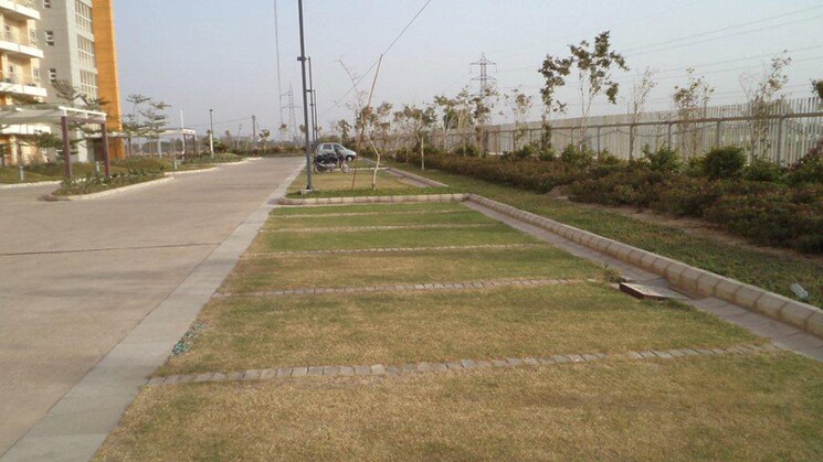 Garden, bptp-the-resort 3 Bedroom 1766 Sq.Ft. Apartment In Sector 75 Faridabad 8715781