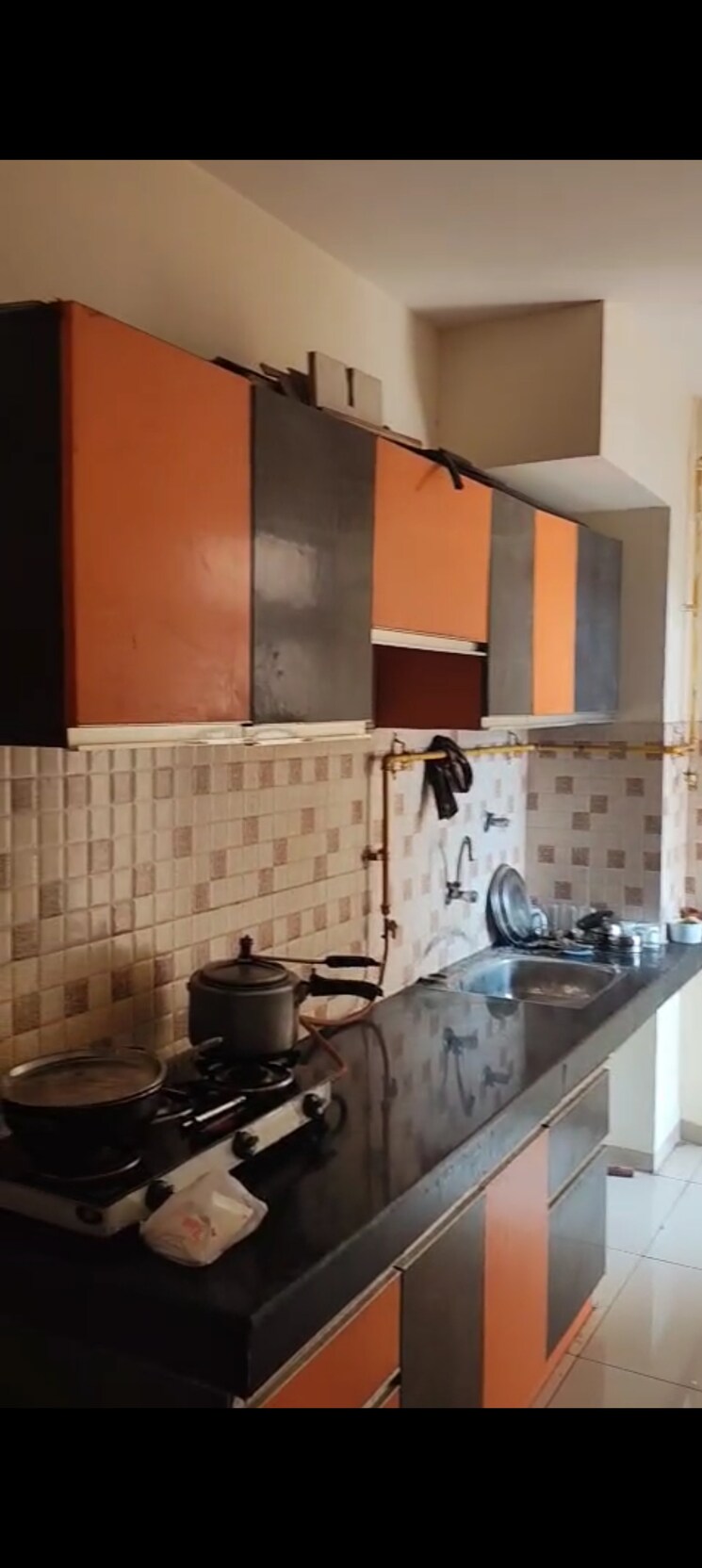 Kitchen, wave-dream-homes 2 Bedroom 808 Sq.Ft. Apartment In Wave City Ghaziabad 8715808
