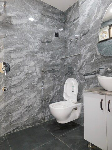 Bathroom in 3 BHK Builder Floor at Chittaranjan Park – for Rent