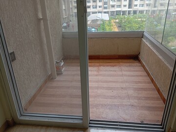 Room in 2 BHK Apartment at VTP Beaumonde, Kharadi – for Rent
