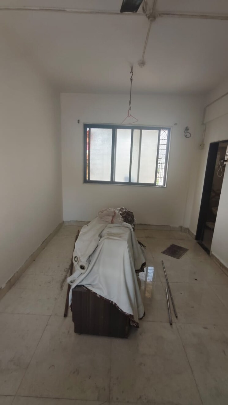 Room, panch pakhadi 1 Bedroom 350 Sq.Ft. Apartment In Panch Pakhadi Thane 8715860