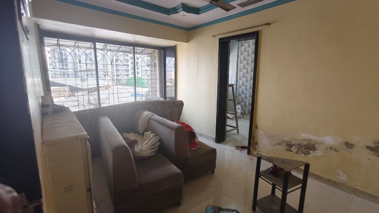 Room, panch pakhadi 1 Bedroom 350 Sq.Ft. Apartment In Panch Pakhadi Thane 8715860