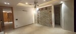 4 BHK + Pooja Room,Servant Room 300 Sq.Yd. Builder Floor in DLF Atria