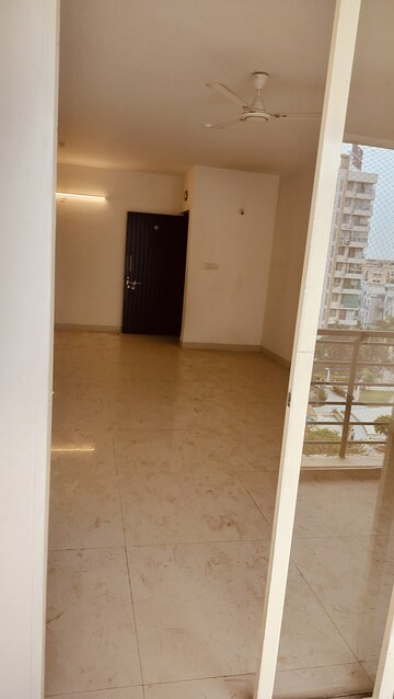 Room in 3 BHK Apartment at Vijay Nagar – for Sale