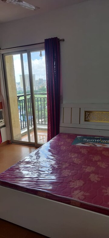 Bedroom in 2 BHK Apartment at DB Orchid Ozone, Dahisar East – for Rent