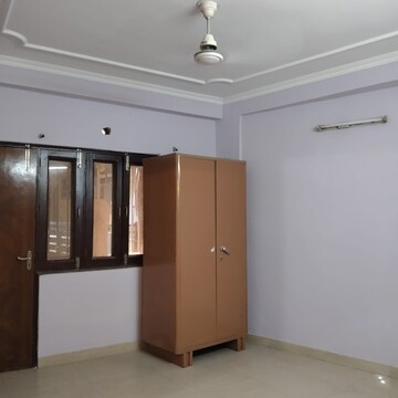 Room in 1.5 BHK Builder Floor at Saket – for Rent