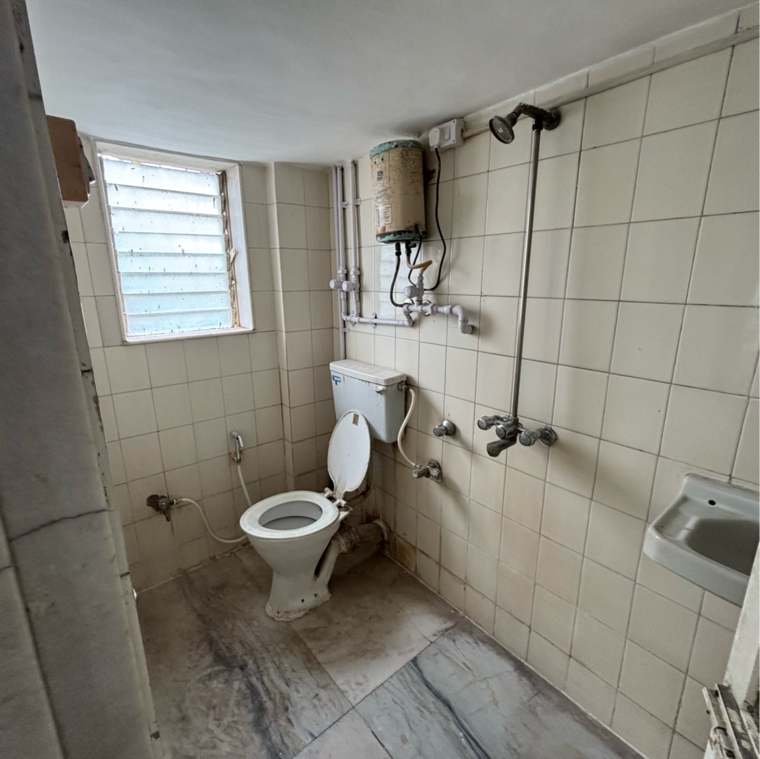 Bathroom, kandivali east 2 Bedroom 750 Sq.Ft. Apartment In Kandivali East Mumbai 8715977