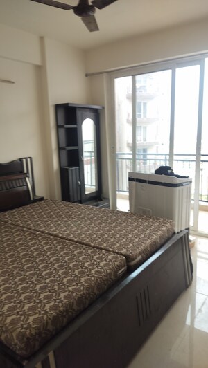 Bedroom in 3 BHK Apartment at ROF Aalayas Phase 2, Sector 102 – for Sale