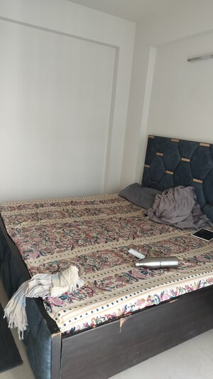 Bedroom in 3 BHK Apartment at ROF Aalayas Phase 2, Sector 102 – for Sale