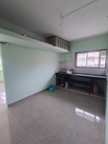 Room in 2 BHK Apartment at Wadgaon Sheri – for Rent