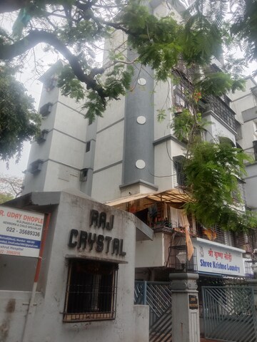 2 BHK Apartment For Rent in Shree Raj Crystal Apartment, Borivali West