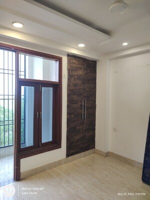 Room in 3 BHK Builder Floor at Mehrauli – for Sale