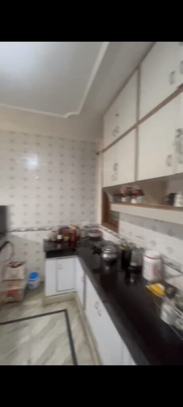 Kitchen in 3 BHK Apartment at DLF Royale Residences, Dlf Phase I – for Sale