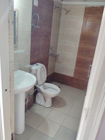 Bathroom in 3 BHK Apartment at Gardenia Gateway, Sector 75 – for Rent