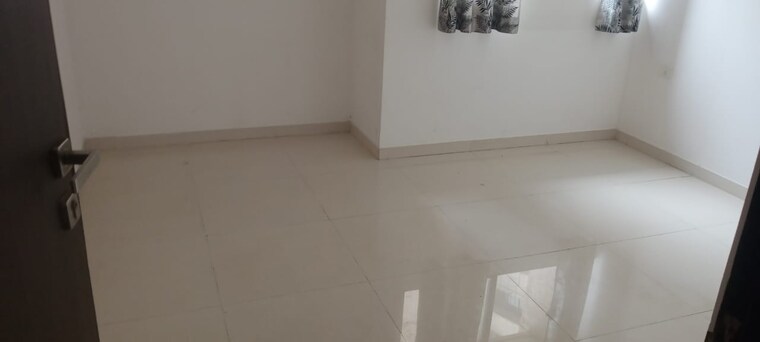 Room, lodha-splendora 1 Bedroom 402 Sq.Ft. Apartment In Ghodbunder Road Thane 8716034