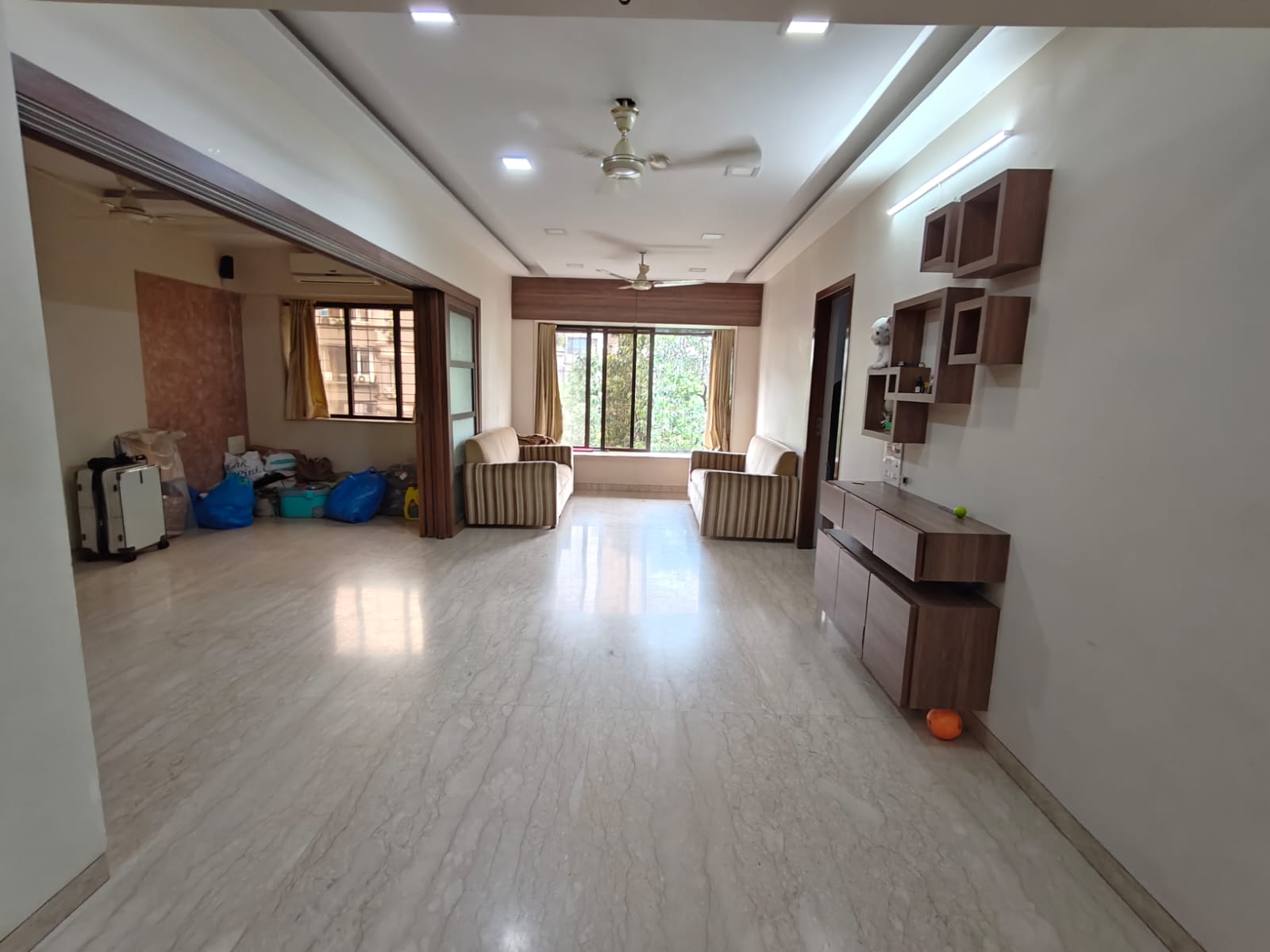 3 BHK Apartment For Rent in Sea Shell Apartment