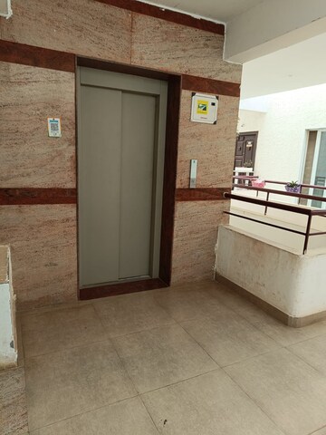 Lift in 2 BHK Apartment at Prakruthi Akshara, Jakkuru – for Sale