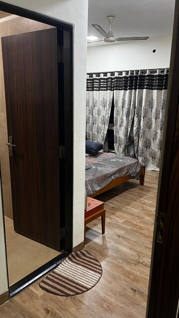Bedroom in 3 BHK Apartment at Mahalaxmi Heritage, Chembur – for Rent
