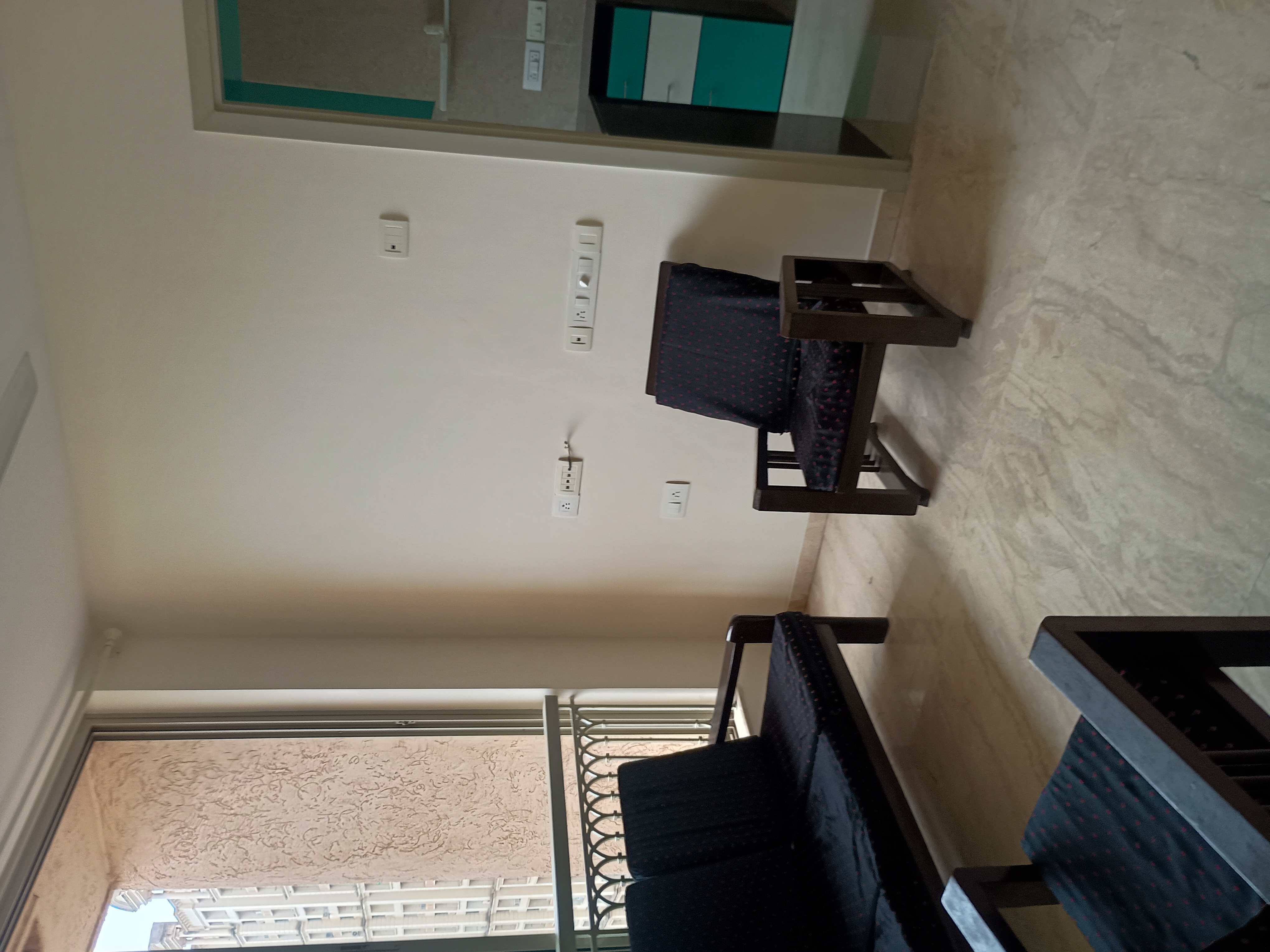 1 BHK + Pooja Room Apartment For Rent in Hiranandani Lavinia