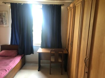 Living Room in 3 BHK Apartment at Brookhill Tower, Andheri West – for Rent