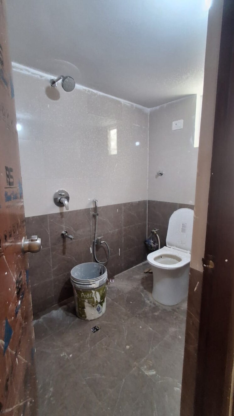 Bathroom, sri-nilayam-kondapur 2 Bedroom 1150 Sq.Ft. Apartment In Kondapur Hyderabad 8716085