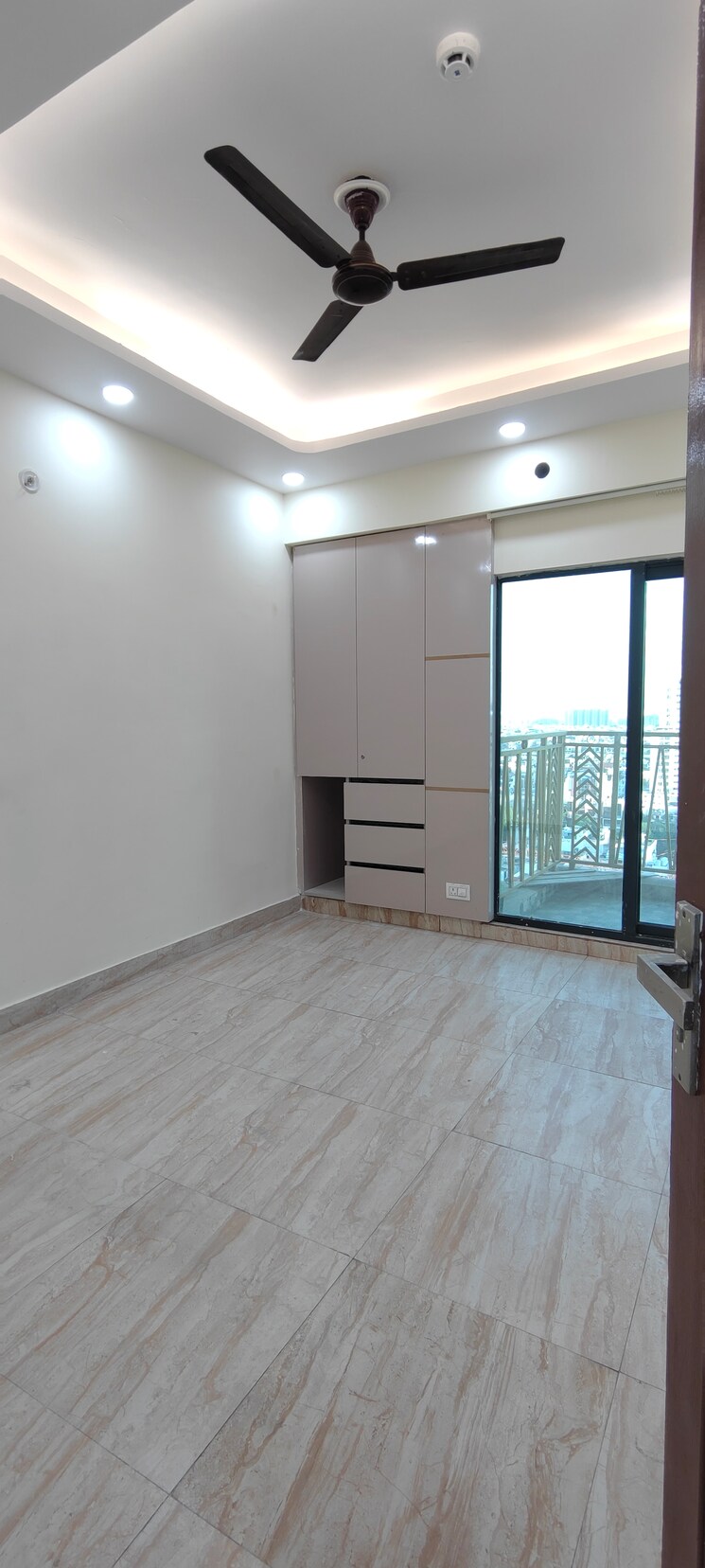 Room, ramprastha greens 3 Bedroom 1990 Sq.Ft. Apartment In Ramprastha Greens Ghaziabad 8716088