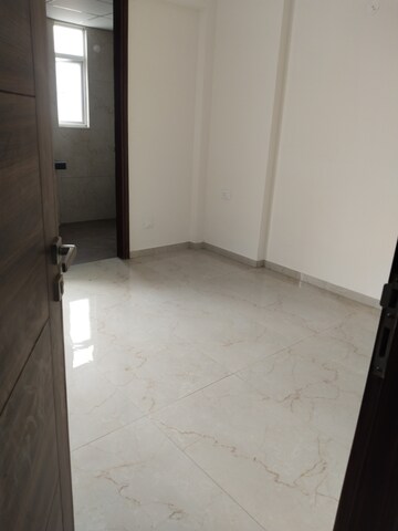 Room in 3.5 BHK Builder Floor at M3M Soulitude, Sector 89 – for Sale