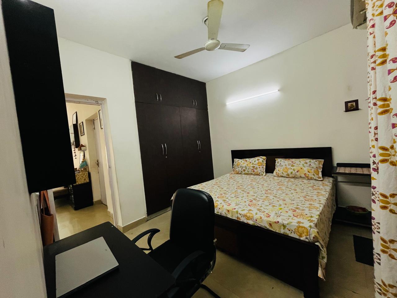 3 BHK 1350 Sq.Ft. Builder Floor in M2K Symphony Floors