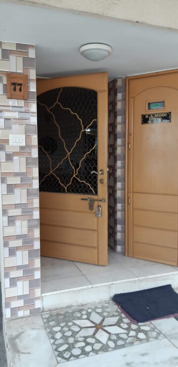 Staircase in 4 BHK Villa at Thaltej – for Rent
