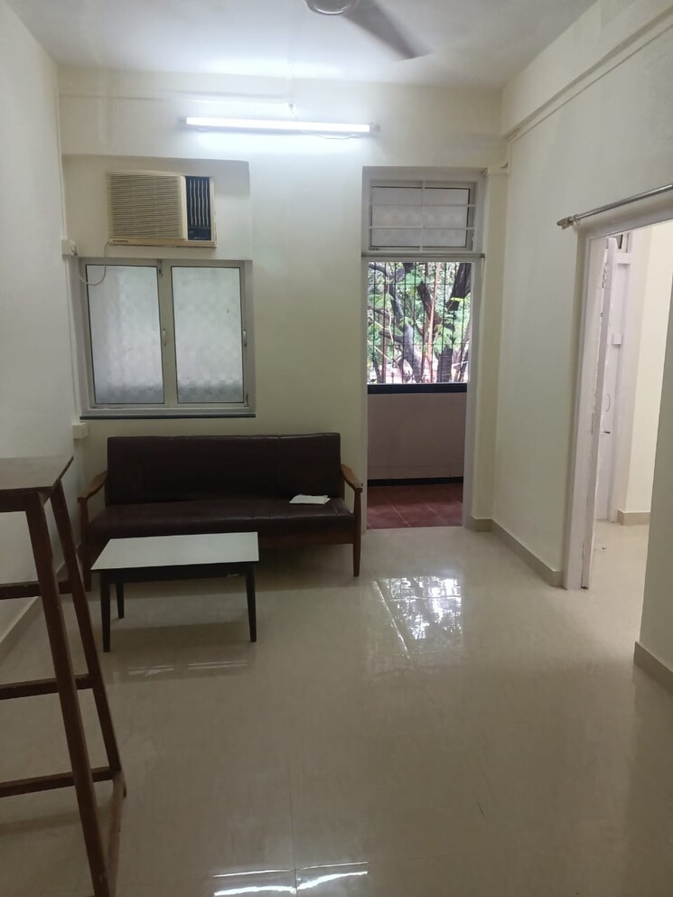 Living Room, surana-wadala 2 Bedroom 1000 Sq.Ft. Apartment In Wadala Mumbai 8716109