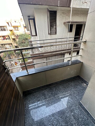 Room in  Pg at Old Rajinder Nagar – for Rent