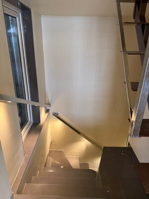 Staircase in 5 BHK Apartment at Bhumiraj Hermitage, Sanpada – for Sale