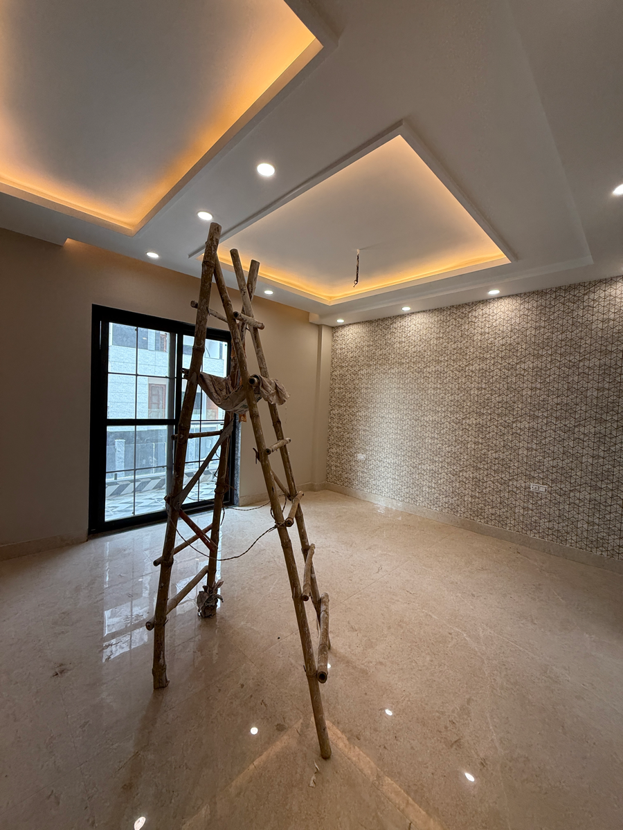 4 BHK + Pooja Room,Servant Room,Study Room Builder Floor For Sale in Sector 85