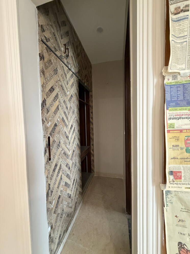 Balcony, sector 85 4 Bedroom 350 Sq.Yd. Builder Floor In Sector 85 Faridabad 8716186