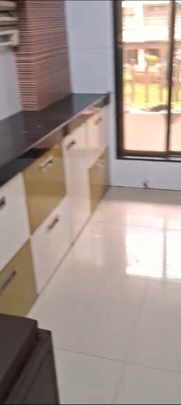 Furnished Amenities in 2 BHK Apartment at Arihant Poonam Garden, Mira Road – for Rent