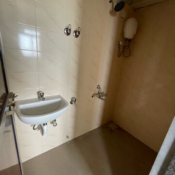 Bathroom in 1 BHK Apartment at Goregaon East – for Rent