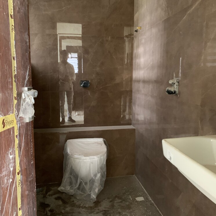 Bathroom, goyal-abhiram 2 Bedroom 762 Sq.Ft. Apartment In Kastur Park Mumbai 8716244