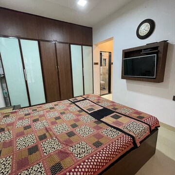 Bedroom in 2 BHK Apartment at Goregaon East – for Rent