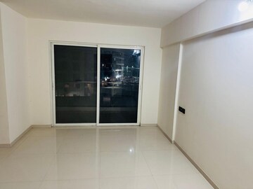Room in 3 BHK Apartment at Kiran Sparsh, Baner – for Rent