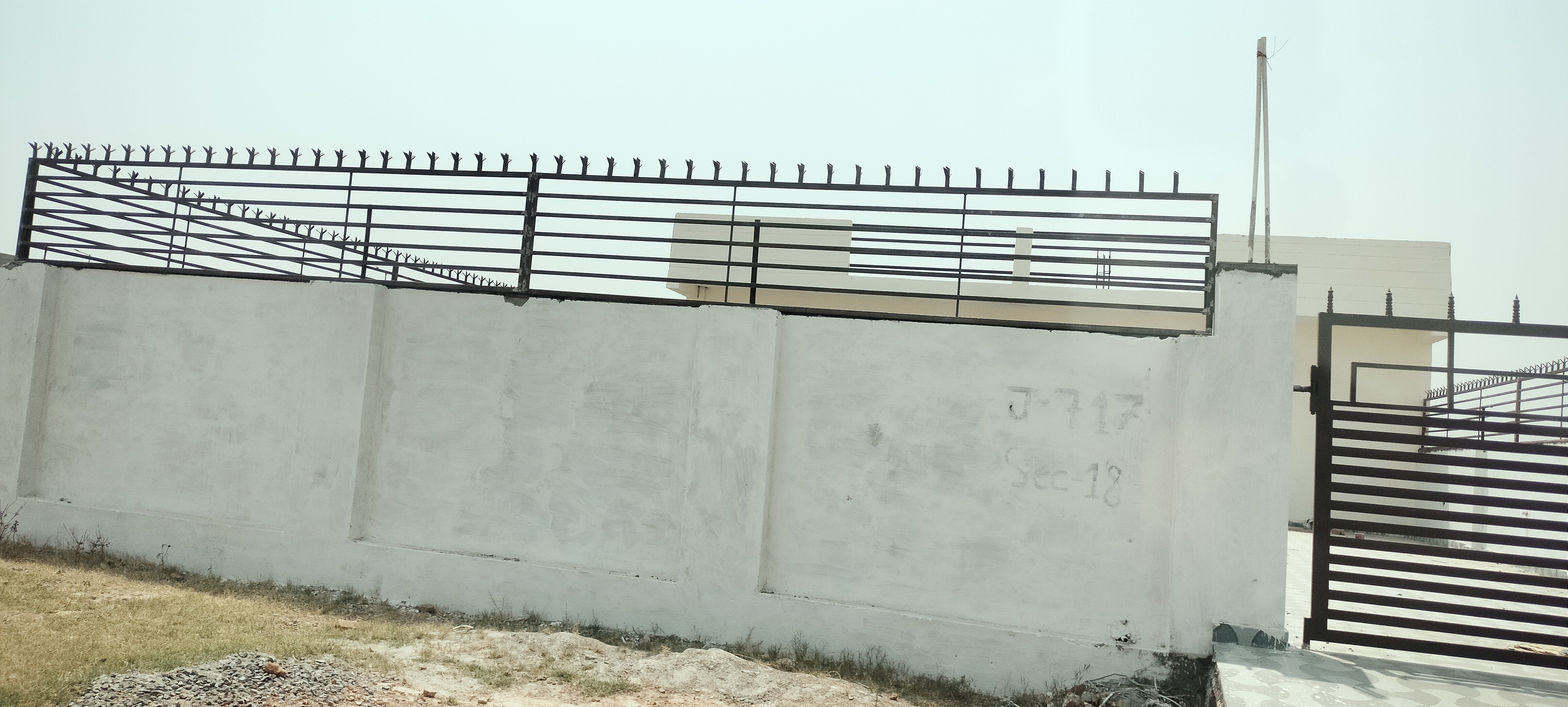 Plot For Sale in Sector 18 Yamuna Expressway