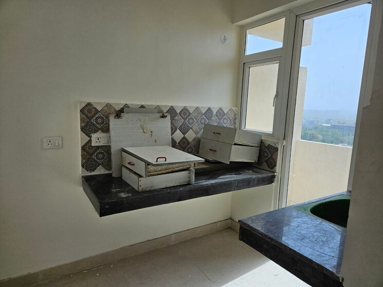 Kitchen, signature-global-city-63a 2 Bedroom 1200 Sq.Ft. Apartment In Sector 63a Gurgaon 8716310