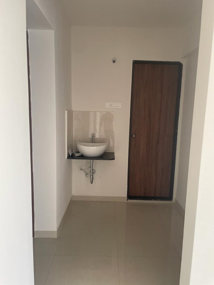 Bathroom, mantra-99-riverfront 3 Bedroom 939 Sq.Ft. Apartment In Baner Pune 8716305