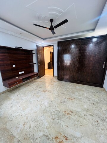 3 BHK Builder Floor For Rent in RWA Residential Society Sector 46, Sector 46