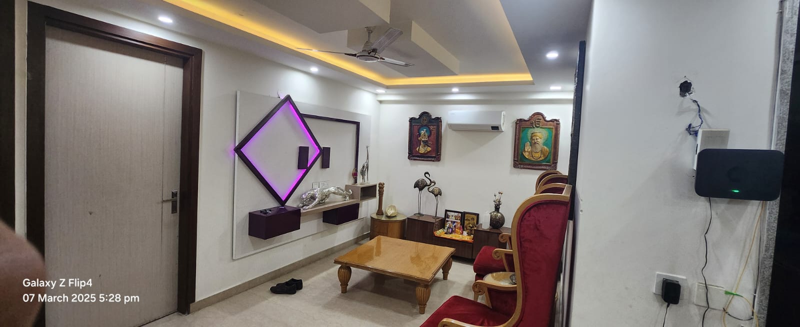3 BHK + Pooja Room Builder Floor For Rent in SectoR-26
