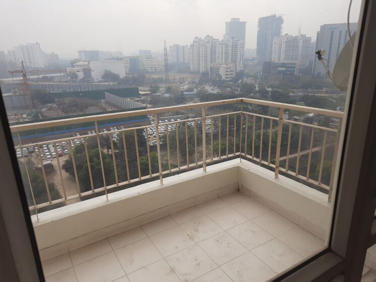 Balcony, jmd-gardens 3 Bedroom 1875 Sq.Ft. Apartment In Sector 33 Gurgaon 8716294