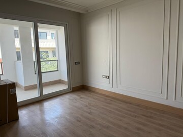 Room in 3 BHK Builder Floor at RWA Residential Society Sector 46, Sector 46 – for Rent