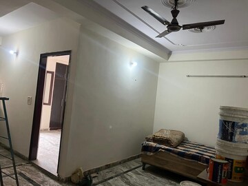 Room in 1 BHK Builder Floor at Vasant Kunj – for Rent