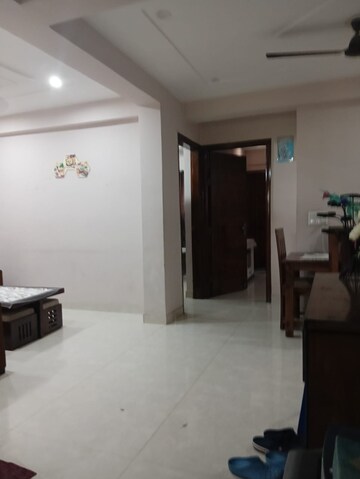Living Room in 4 BHK Builder Floor at RWA Residential Society Sector 46, Sector 46 – for Rent